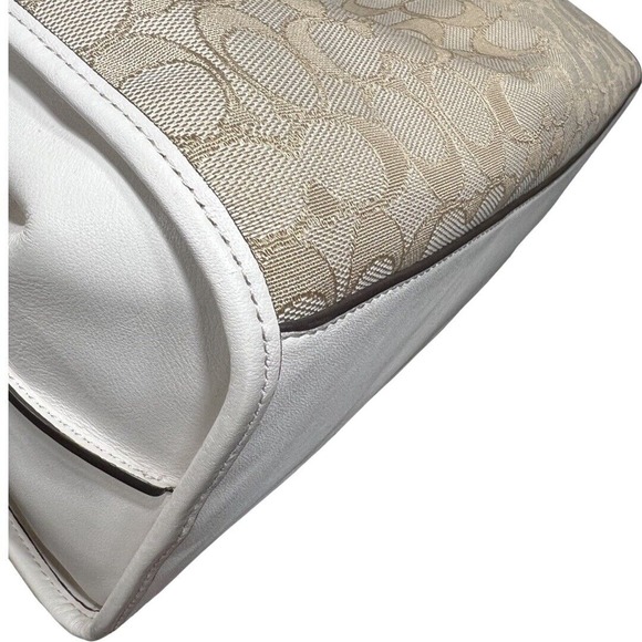 Coach Carlyle Shoulder Bag Signature Jacquard Leather Chalk White Purse 56221 - Picture 8 of 14